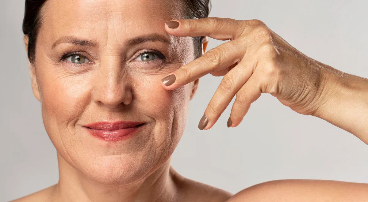 Primeras Arrugas: Cuándo aparecen y cómo retardarlas